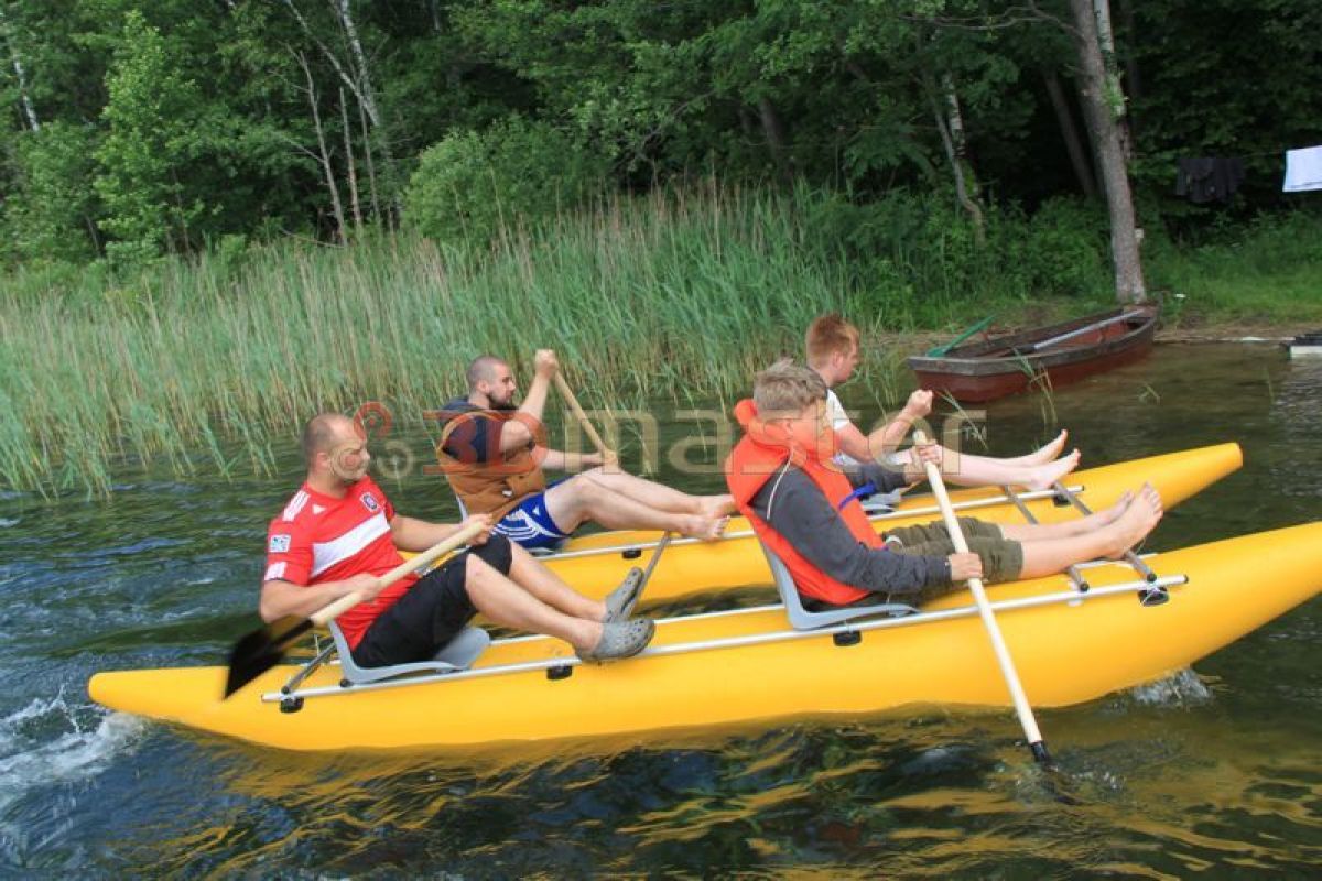 Nopirkt Četrvietīgu katamarānu-3DMaster