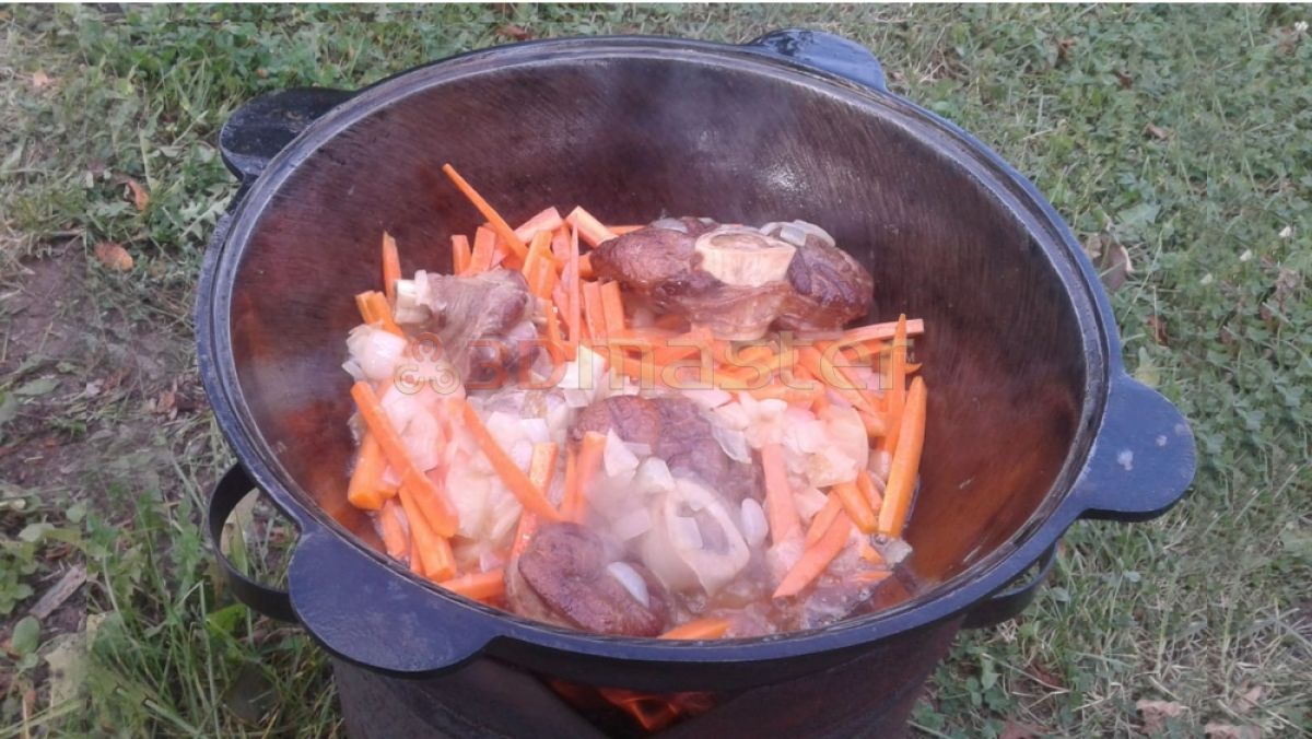 Nopirkt krāsni plovam ar durtiņu (kazans 12l)-3DMaster